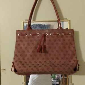 Dooney & Bourke Tote/Purse